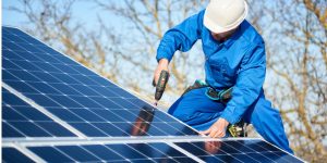 Installation Maintenance Panneaux Solaires Photovoltaïques à Ausseing